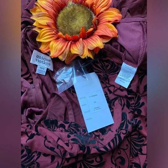 🦋B2G1🦋UNIQUE VINTAGE Burgundy Mesh and Black Floral Velvet Swing Dress | XS | - Picture 11 of 12